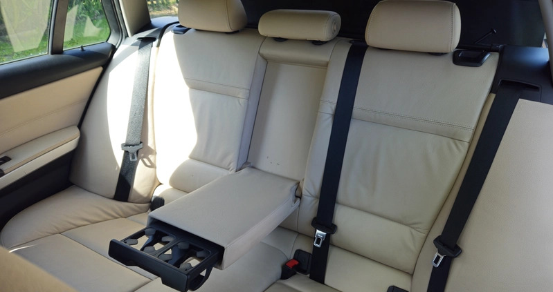 BMW Seria 3 cena 28500 przebieg: 305000, rok produkcji 2011 z Wągrowiec małe 137